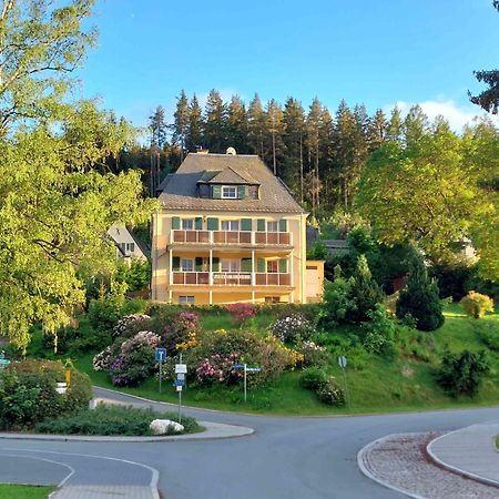 Ferienwohnungen Villa Goldbrunnen 巴特埃尔斯特 外观 照片